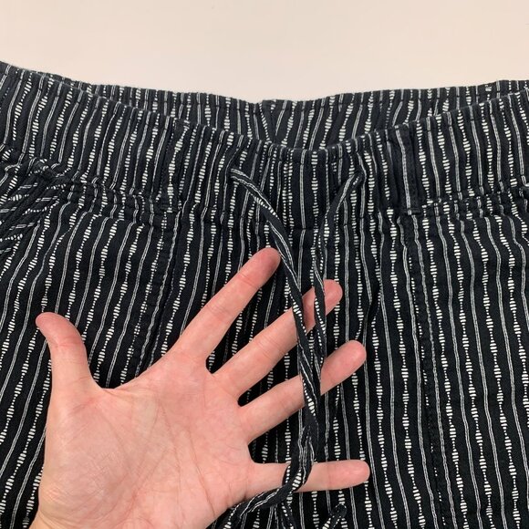 Old Navy Black Printed Cotton Gauze Pull On Ankle Pant S - Picture 4 of 9